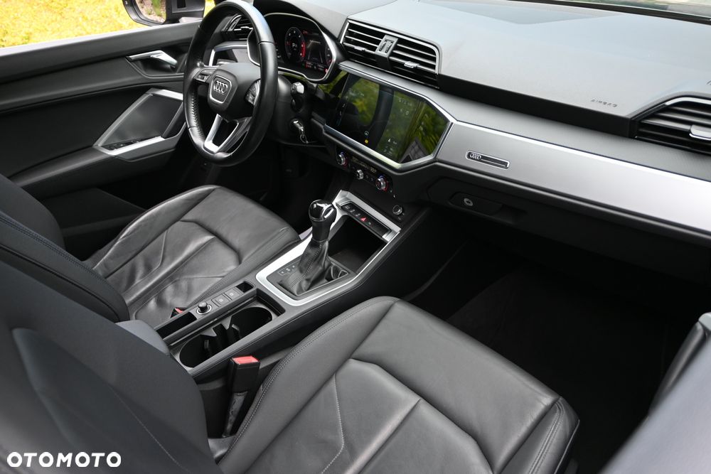 Audi Q3 Sportback 35 TDI S tronic S line - 22