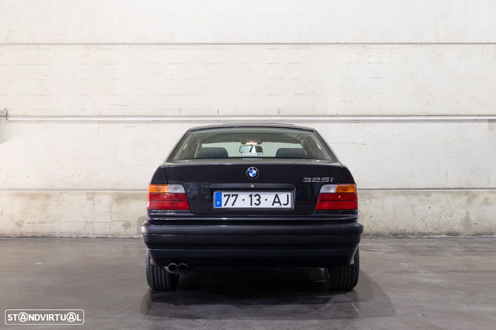 BMW 325 i - 5
