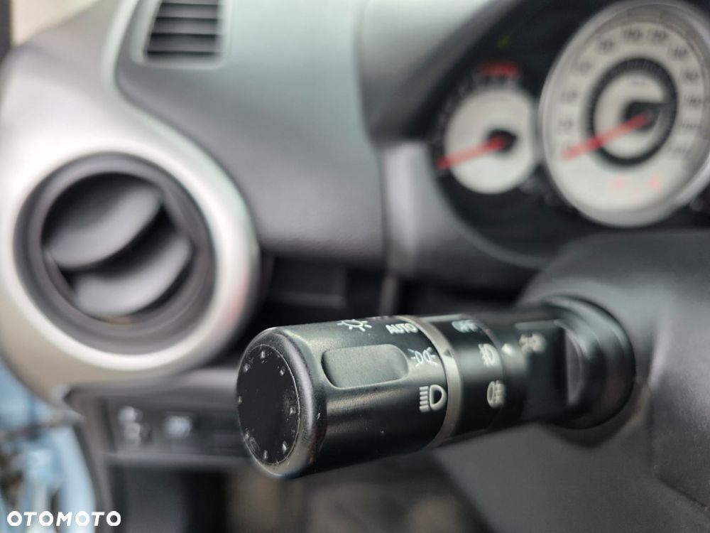 Mazda 2 1.3 Dynamic - 17