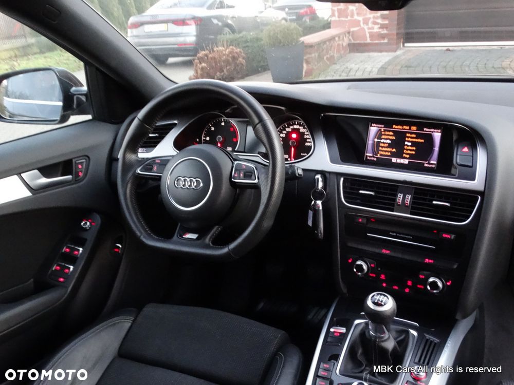 Audi A4 Limousine 2.0 TDI DPF S line Sportpaket - 30