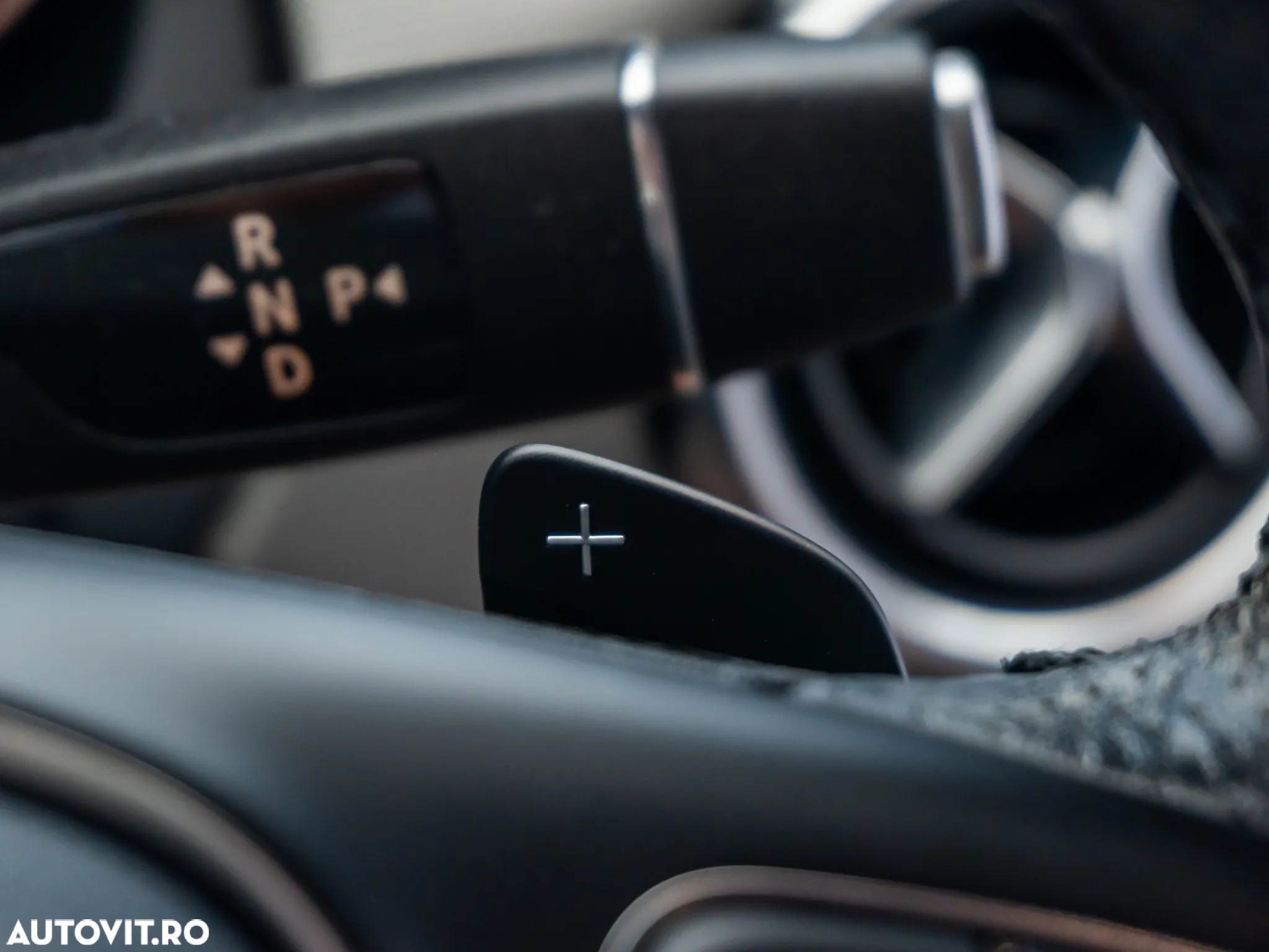 Mercedes-Benz GLA 220 4MATIC - 27