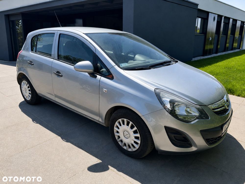 Opel Corsa 1.2 16V Edition / Active - 4