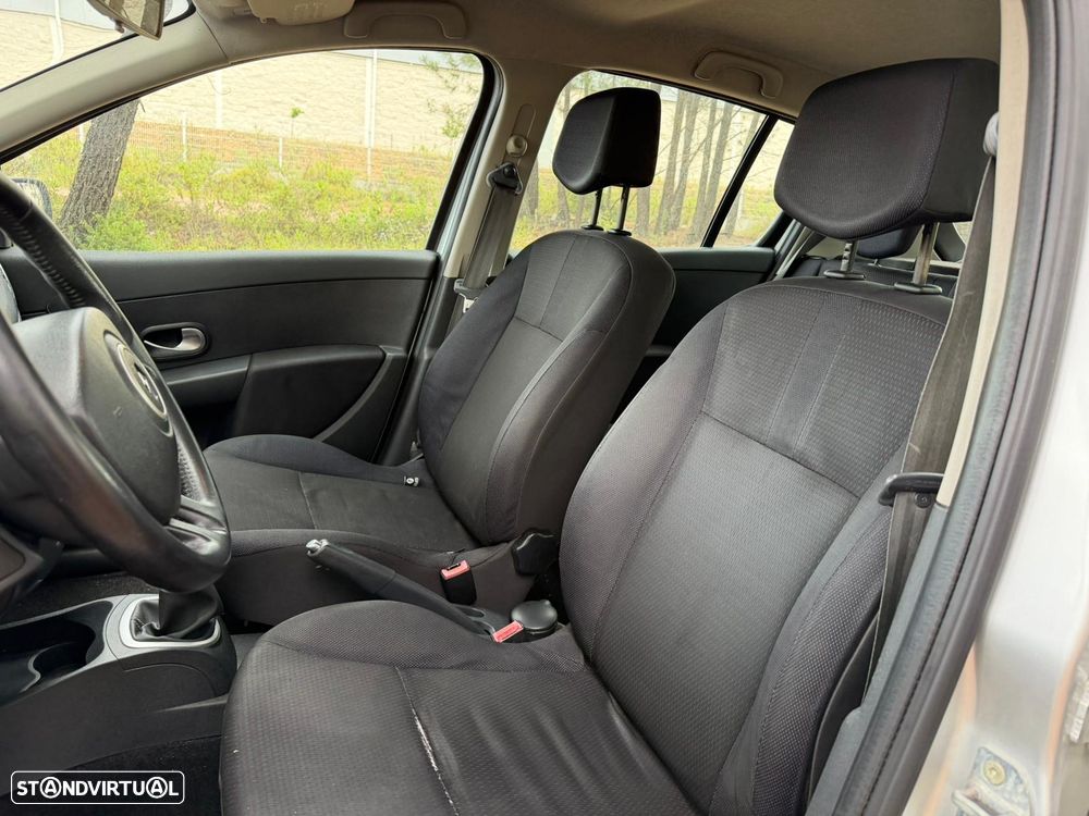 Renault Clio 1.2 16V Dynamique - 5