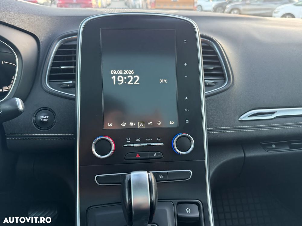 Renault Grand Scenic BLUE dCi 150 EDC BOSE EDITION - 26