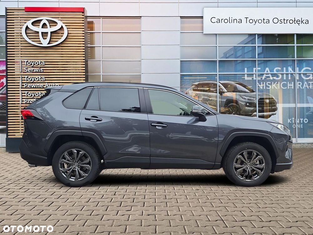 Toyota RAV4 - 7