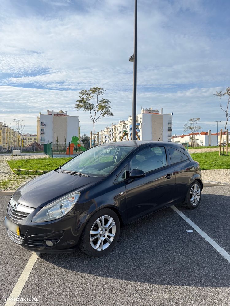 Opel Corsa 1.2 16V Enjoy - 1