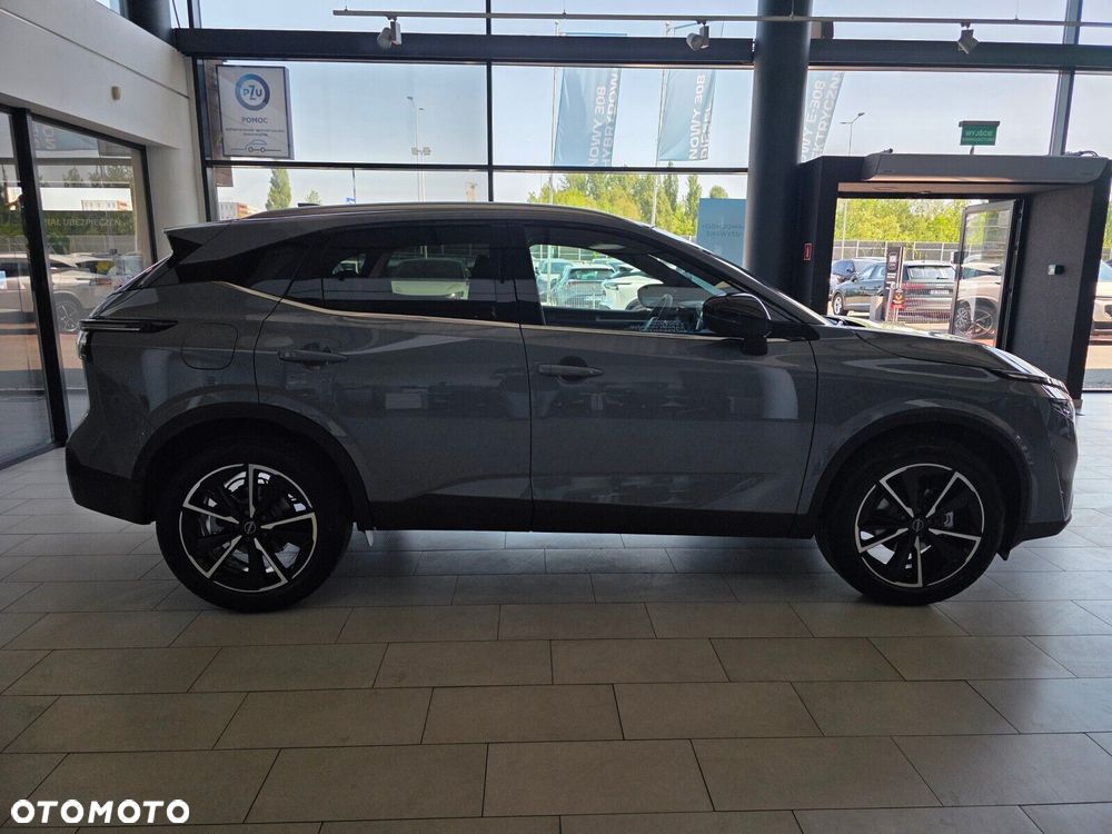 Nissan Qashqai 1.3 DIG-T MHEV Tekna Xtronic - 4