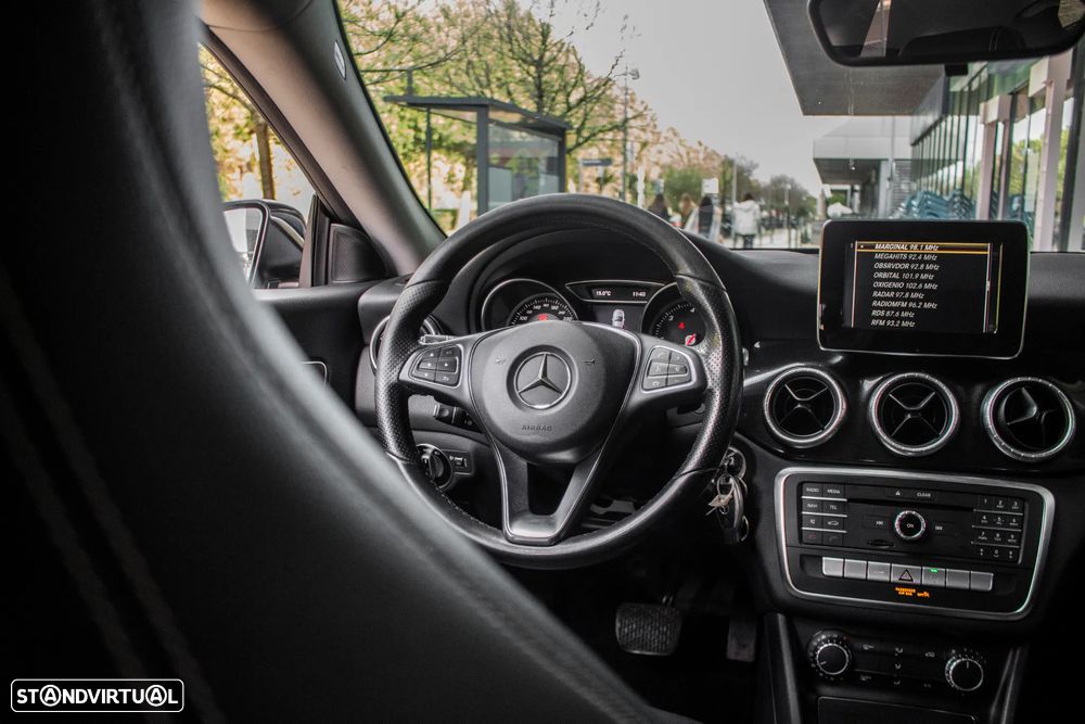 Mercedes-Benz CLA 180 d Shooting Brake Aut. - 32