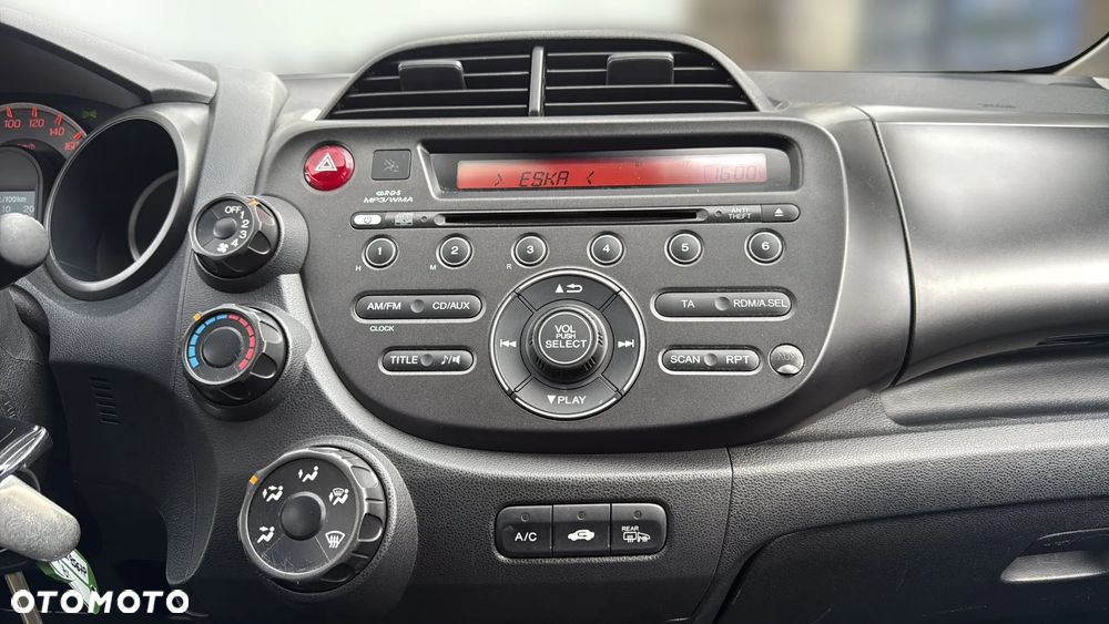 Honda Jazz 1.2 Trend VSA - 29