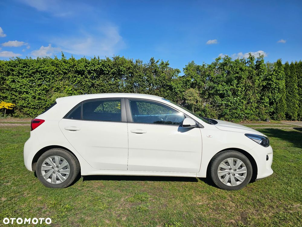 Kia Rio 1.2 Attract - 1