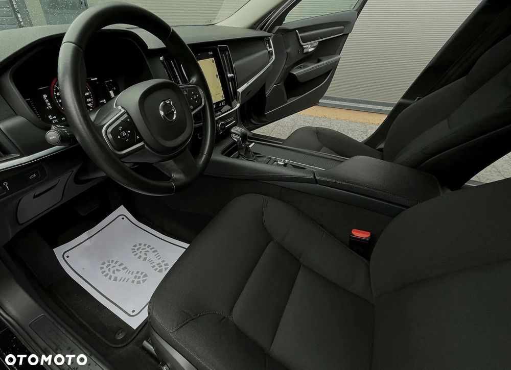 Volvo V90 D4 Kinetic - 12