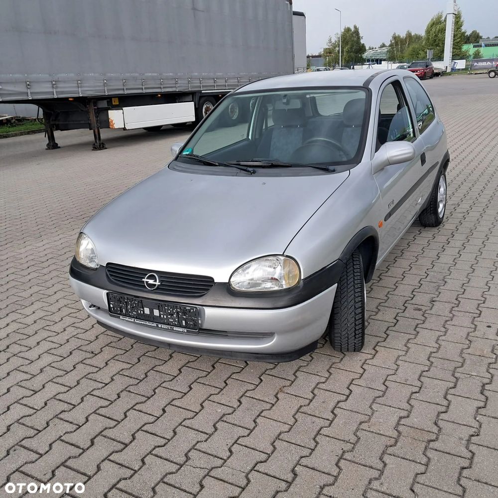 Opel Corsa - 2