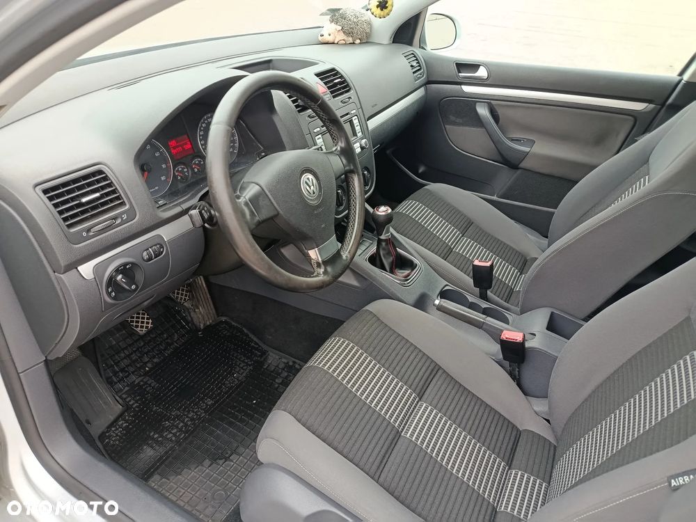 Volkswagen Golf 1.6 Trendline - 9