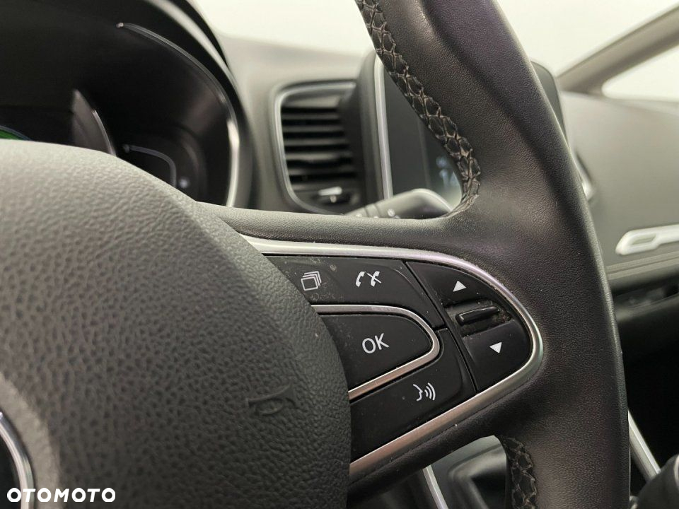 Renault Scenic - 10
