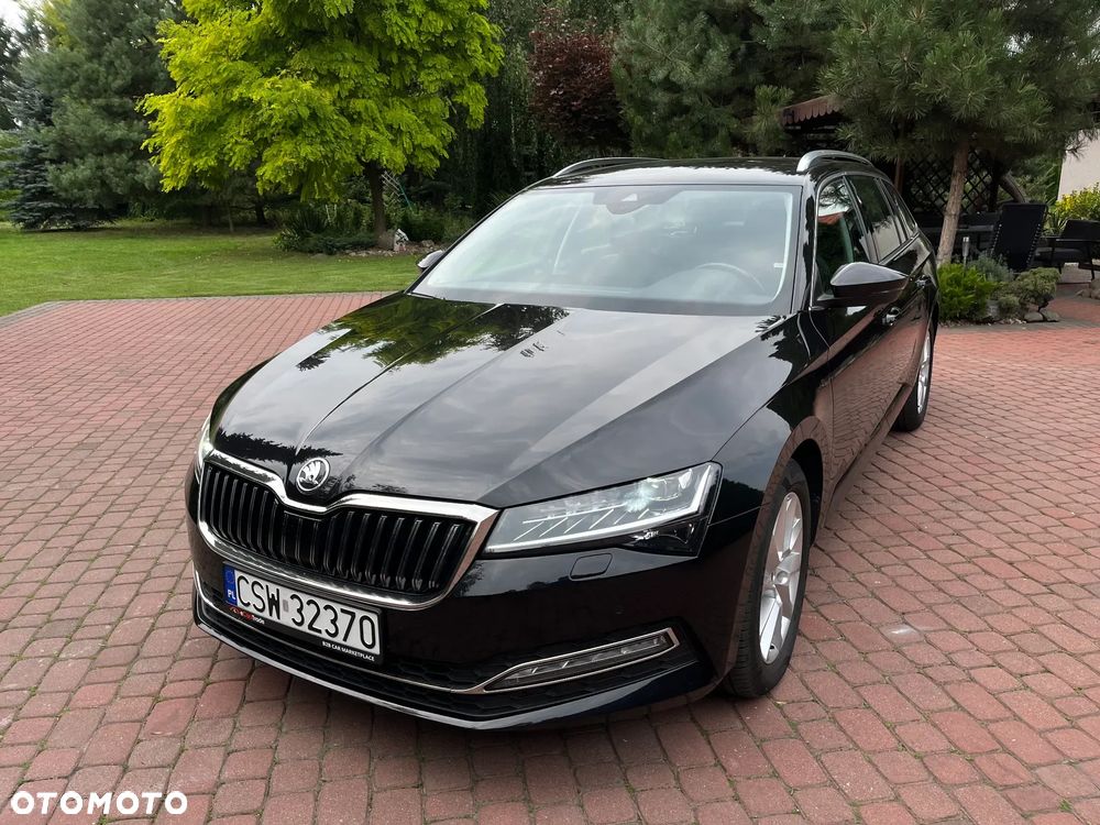 Skoda Superb 2.0 TDI SCR Style DSG - 2