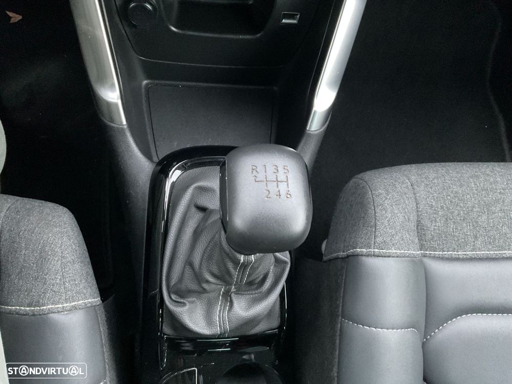 Citroën C3 Aircross 1.2 PureTech Shine - 36