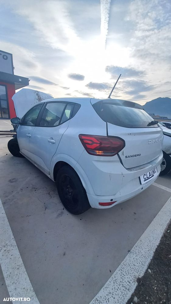 Dezmembram Dacia Sandero 3 1.0 TCE ECO-G H4D 480 - 6