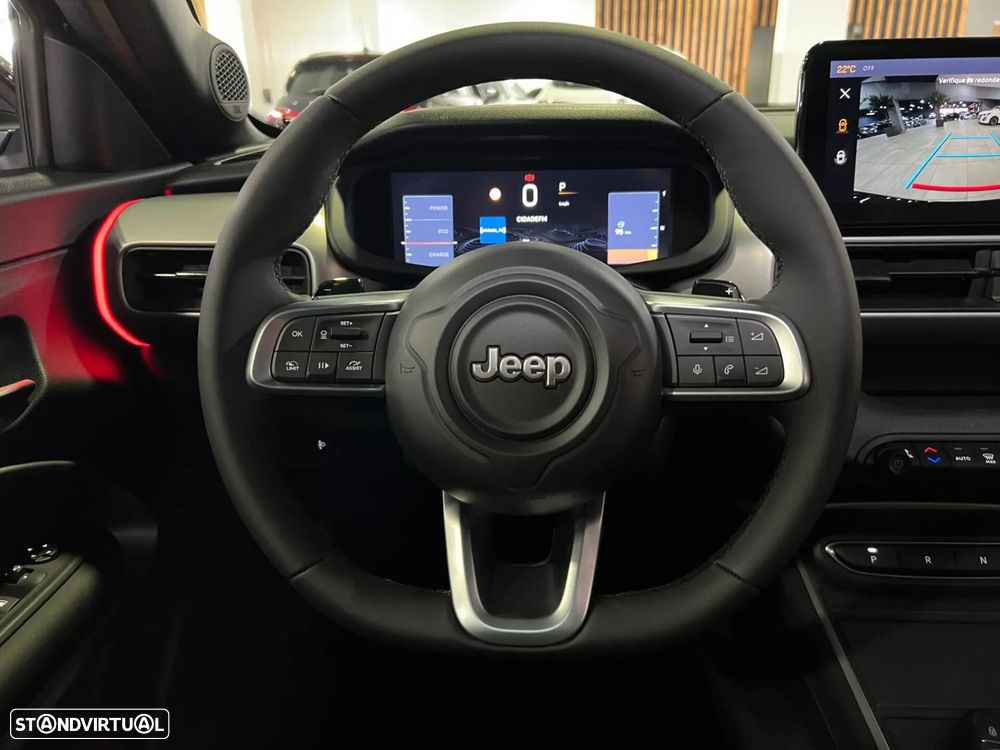 Jeep Avenger 1.2 e-Hybrid Summit DCT - 19