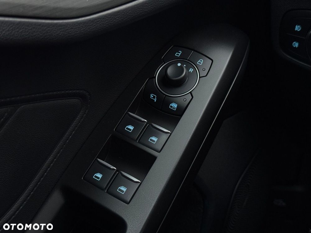 Ford Focus - 30