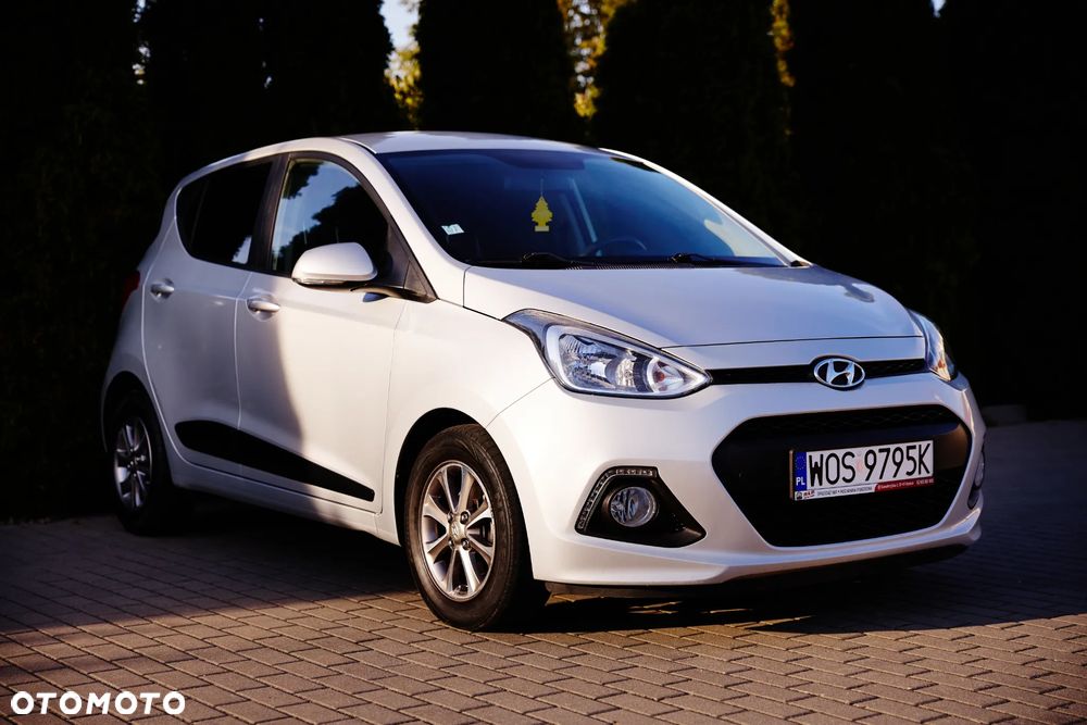Hyundai i10 1.2 Fifa World Cup Edition - 10