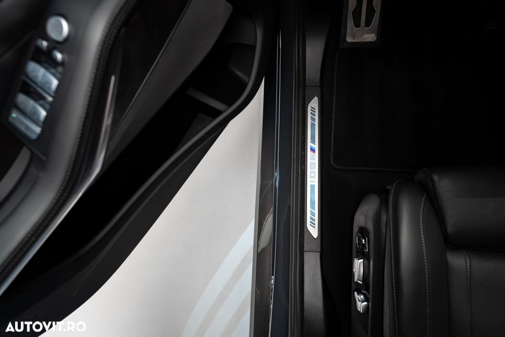 BMW X7 - 16