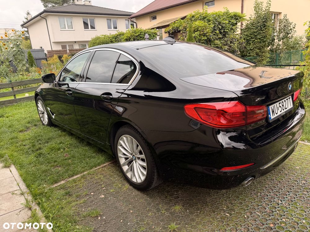BMW Seria 5 520d Luxury Line sport - 3