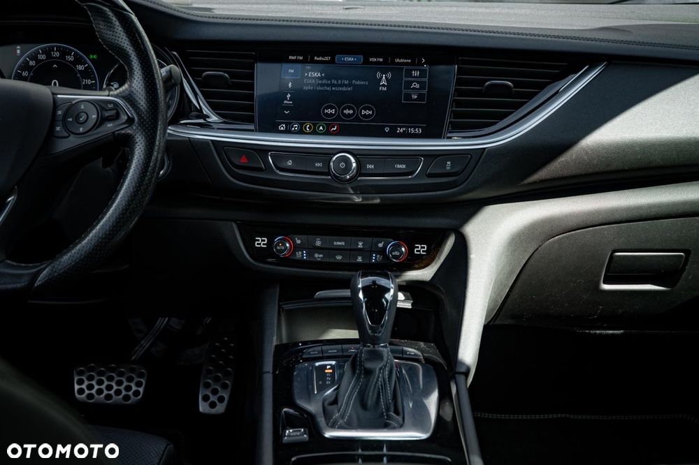 Opel Insignia 2.0 T 4x4 GSi + S&S - 18