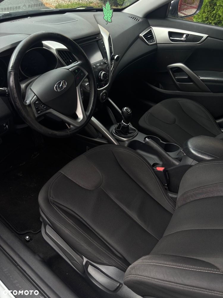 Hyundai Veloster 1.6 GDI Style - 9