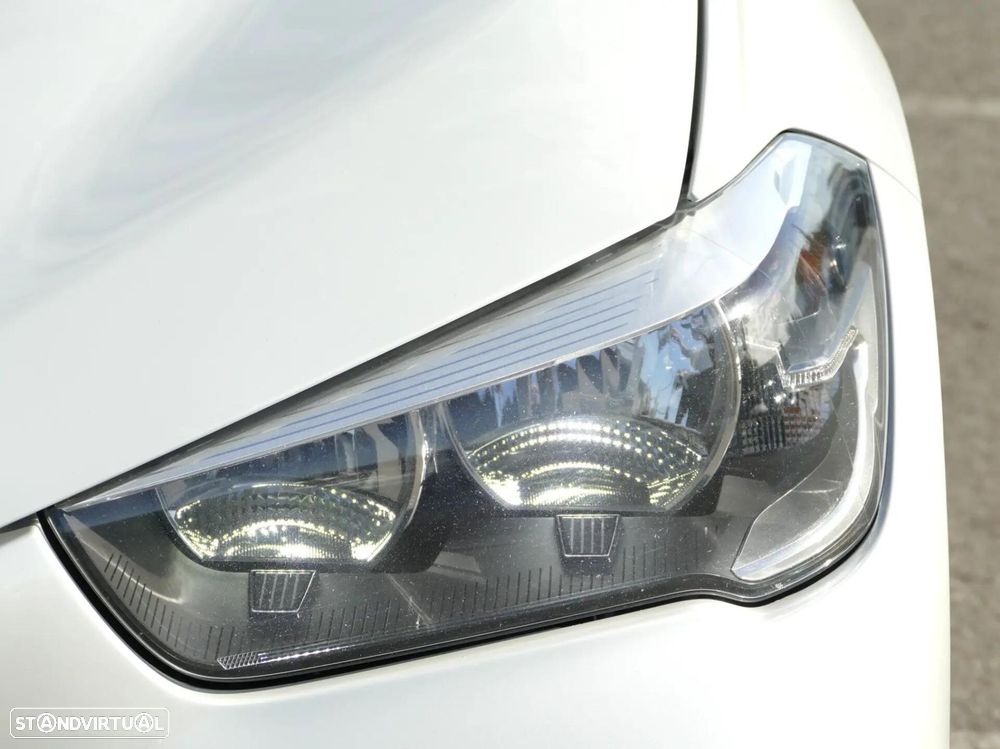 BMW X1 16 d sDrive Advantage - 11