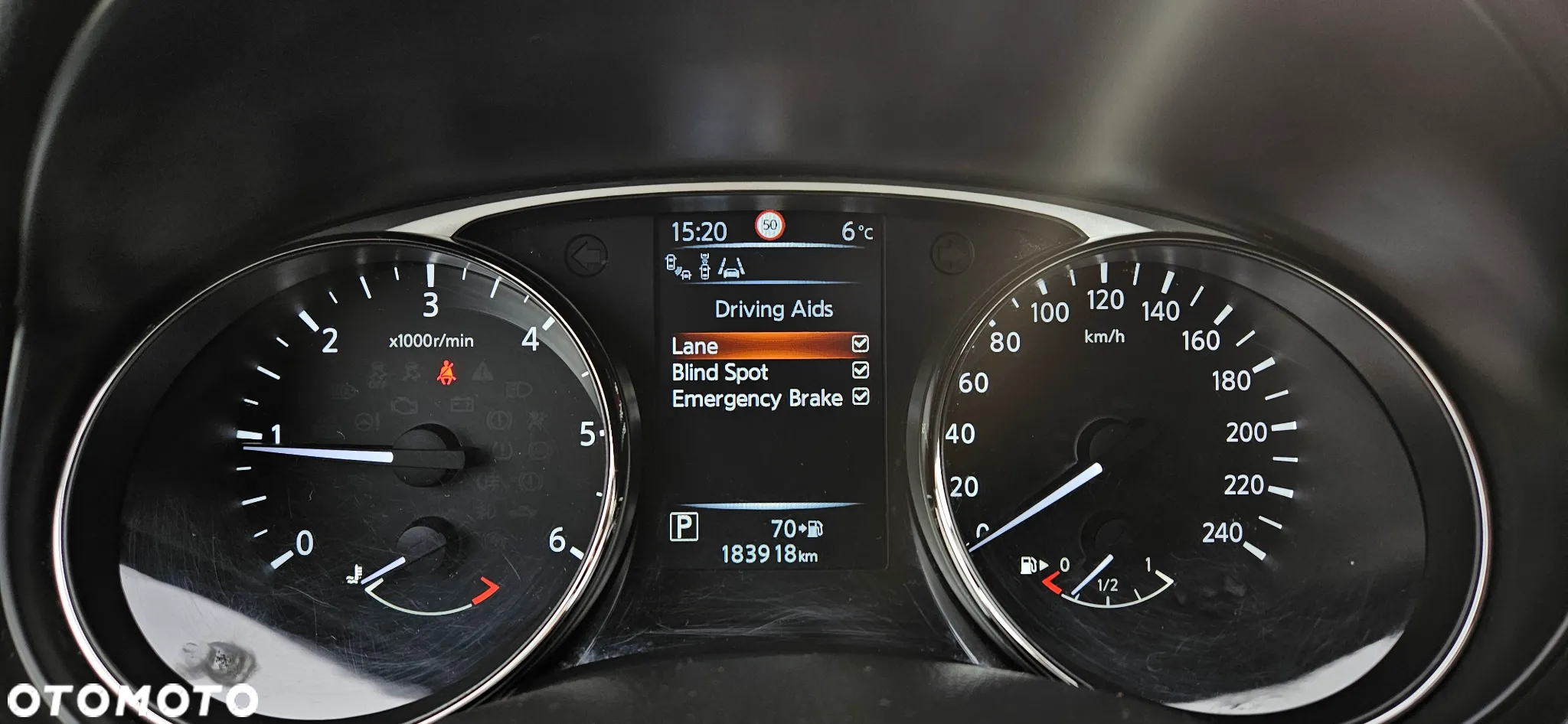 Nissan X-Trail 1.6 DCi Tekna 2WD Xtronic 7os - 12
