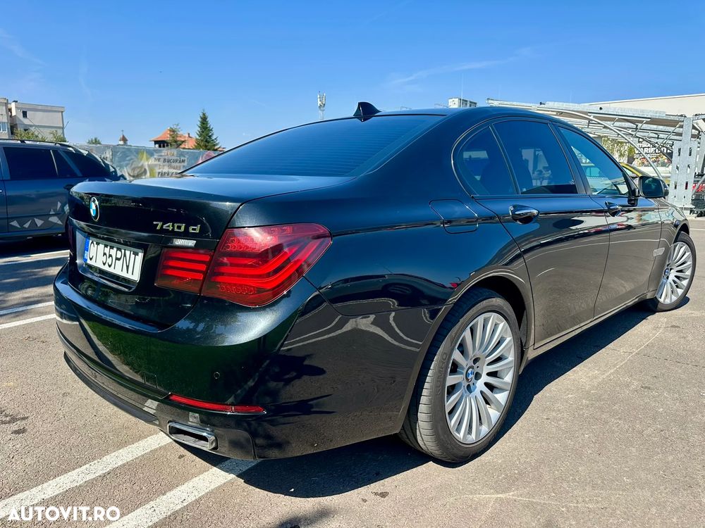 BMW Seria 7 740d xDrive - 8