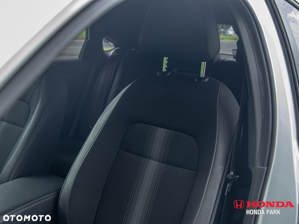 Honda Civic 2.0 i-MMD Sport CVT - 12