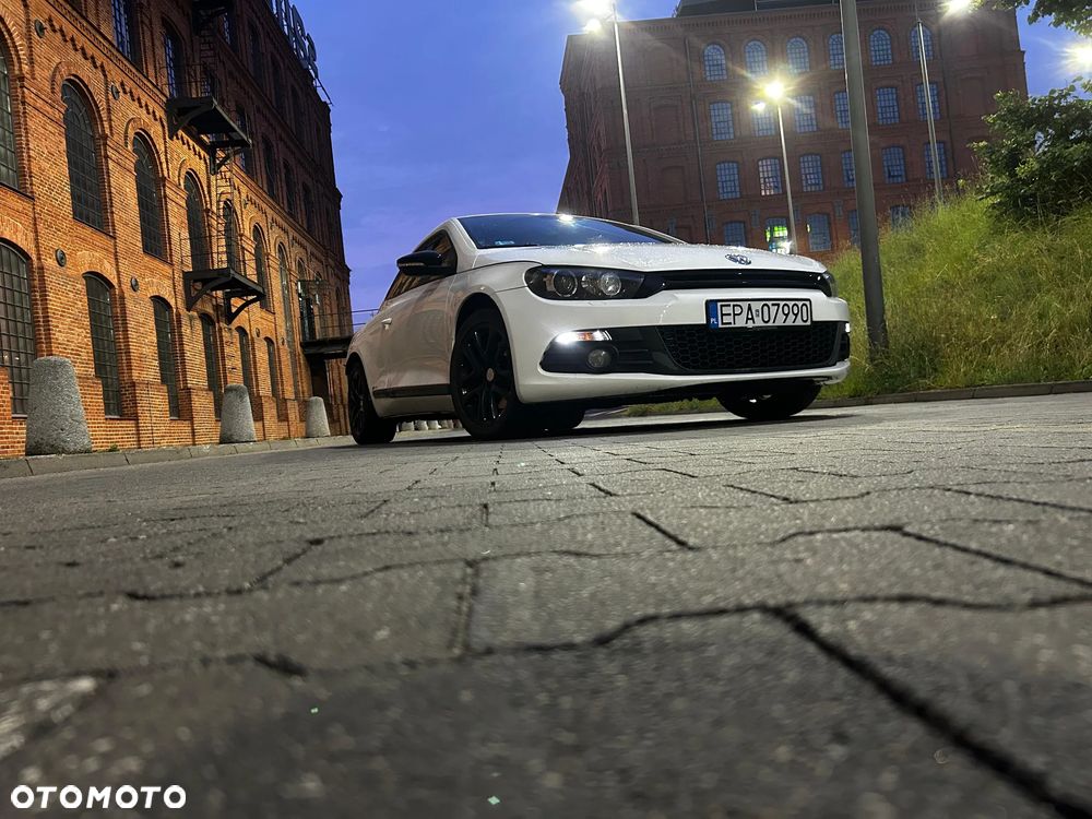 Volkswagen Scirocco - 3