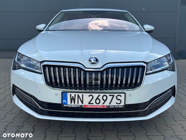 Skoda Superb 2.0 TDI SCR Style DSG - 2