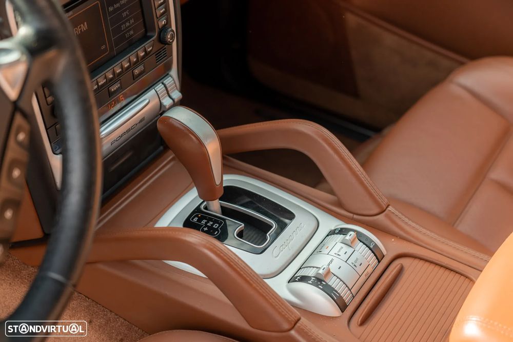 Porsche Cayenne Turbo - 20