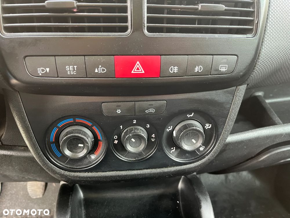 Fiat Doblo - 21