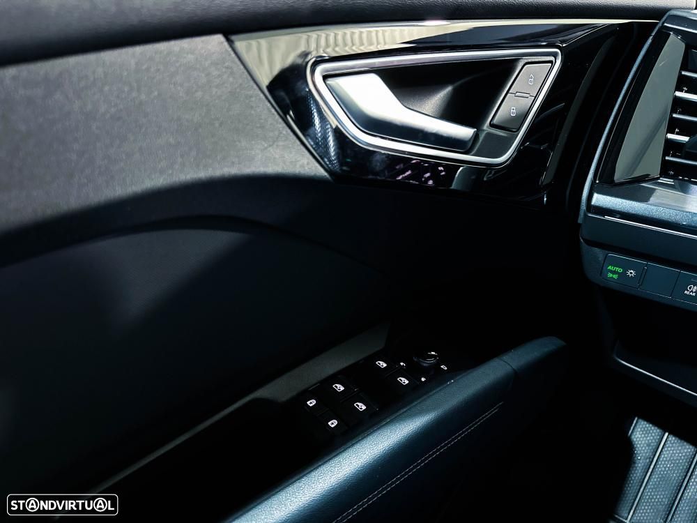 Audi Q4 Sportback e-tron 40 63 kWh SE Business - 29