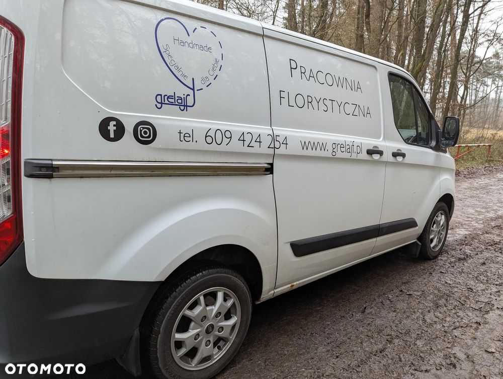 Ford TRANSIT CUSTOM - 4