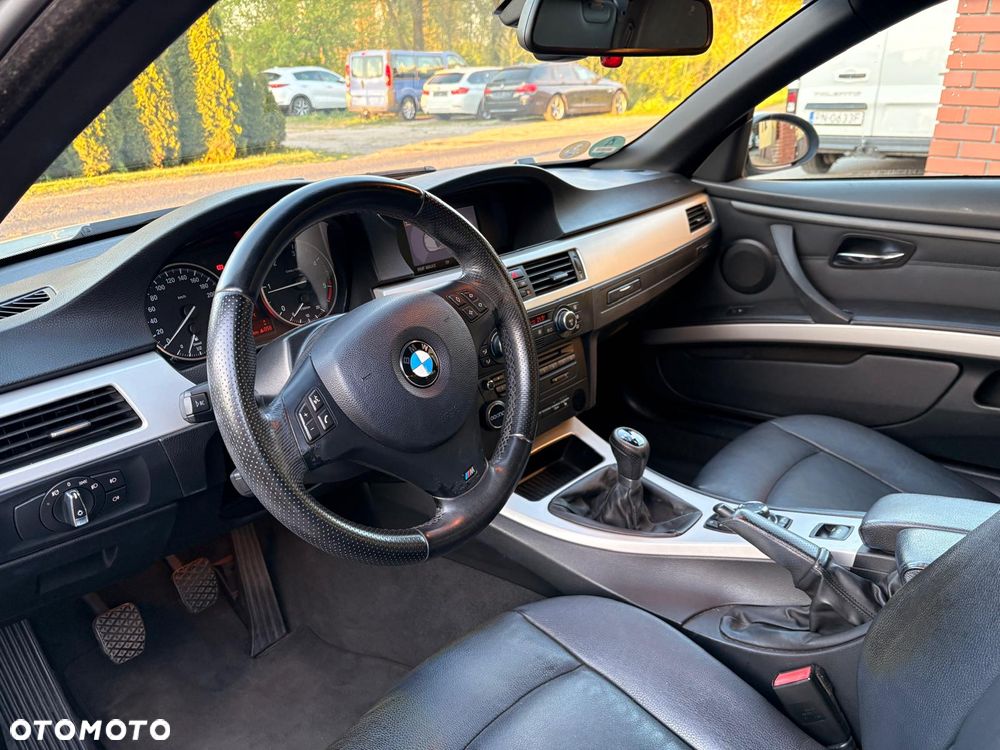 BMW Seria 3 320d - 10