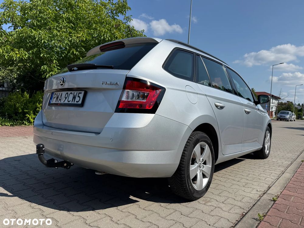 Skoda Fabia 1.2 TSI Drive - 24