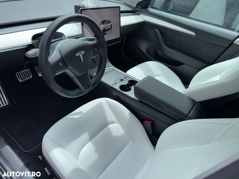 Tesla Model 3 Langstreckenbatterie Allradantrieb Dual Motor Performance - 7