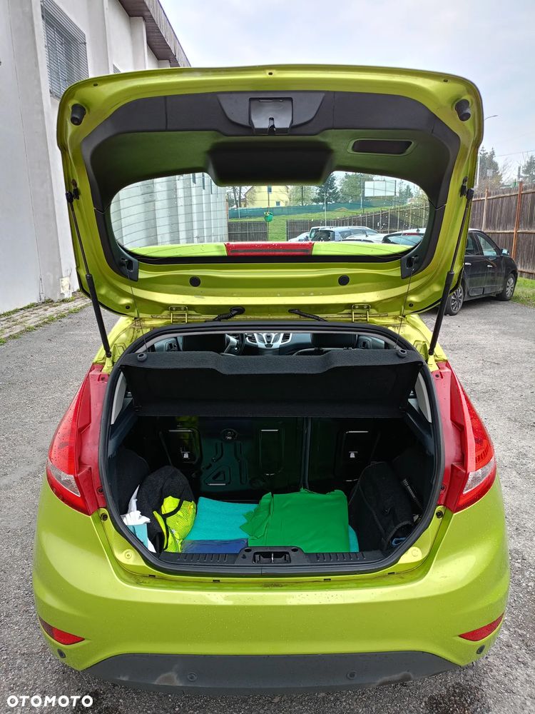 Ford Fiesta 1.4 Autom Titanium - 5