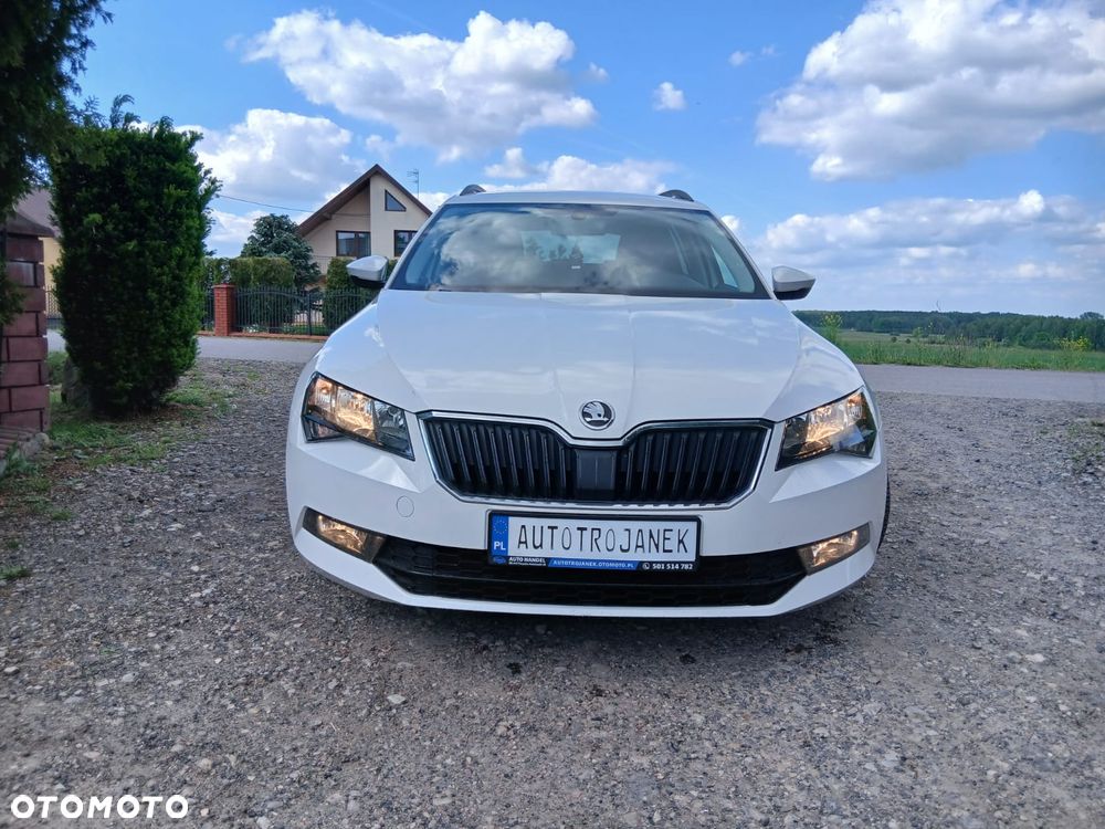 Skoda Superb 1.6 TDI Style - 8