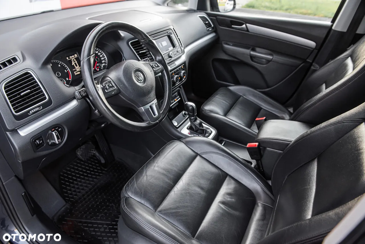 Volkswagen Sharan 2.0 TDI Highline DSG - 16