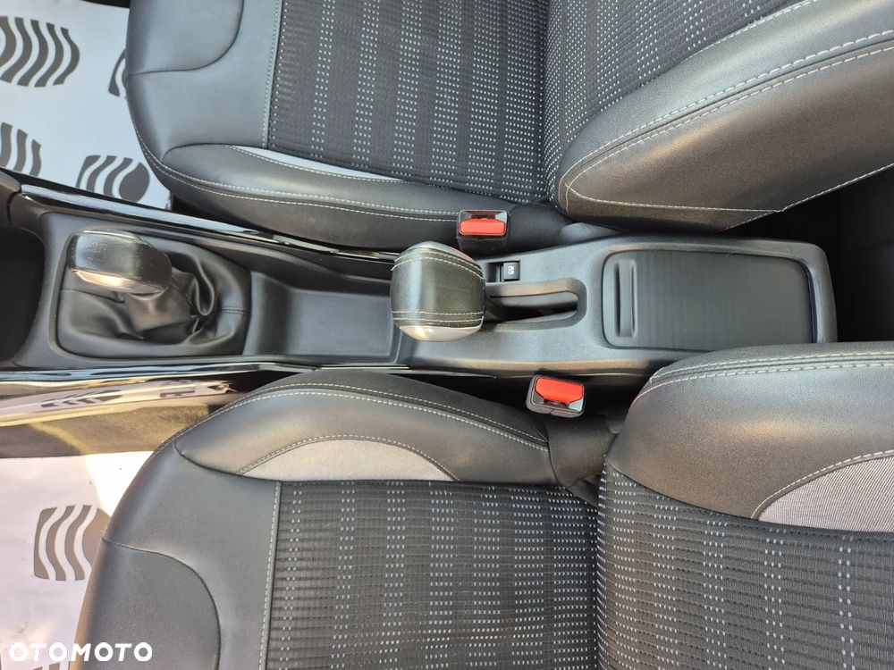 Peugeot 2008 PureTech 110 Stop&Start Allure - 22
