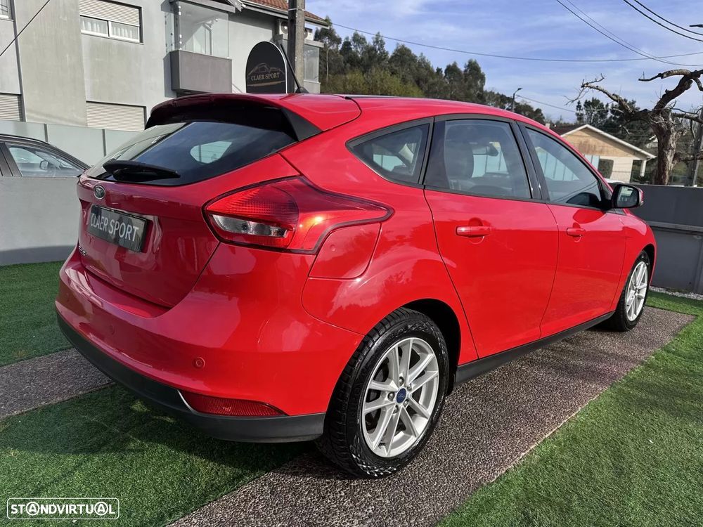 Ford Focus 1.5 TDCi Titanium ECOnetic - 8