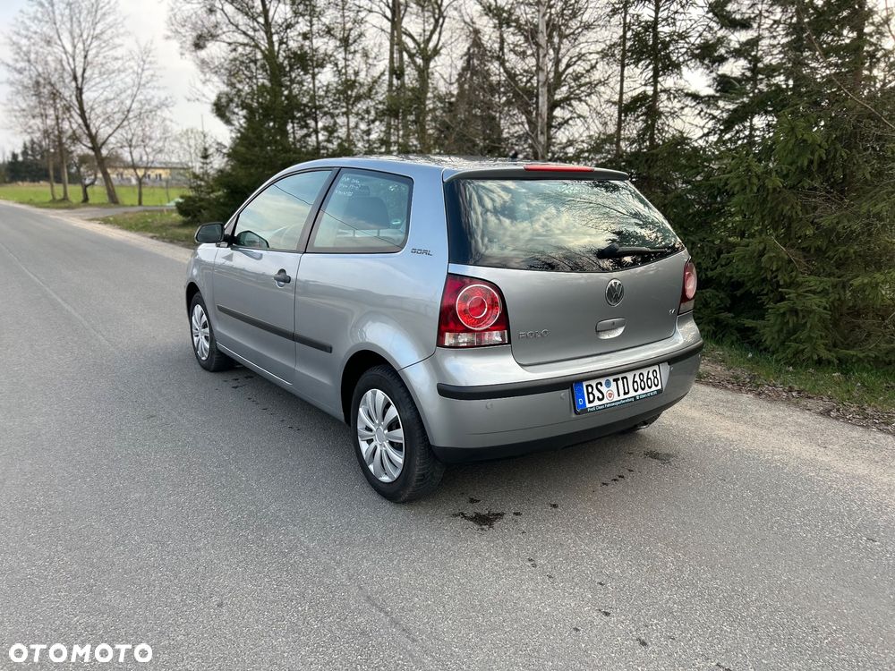 Volkswagen Polo 1.4 16V Sportline - 11