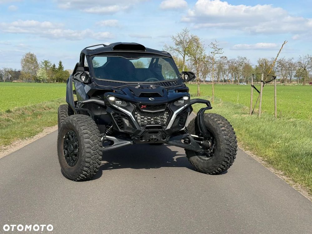 Can-Am Maverick - 4