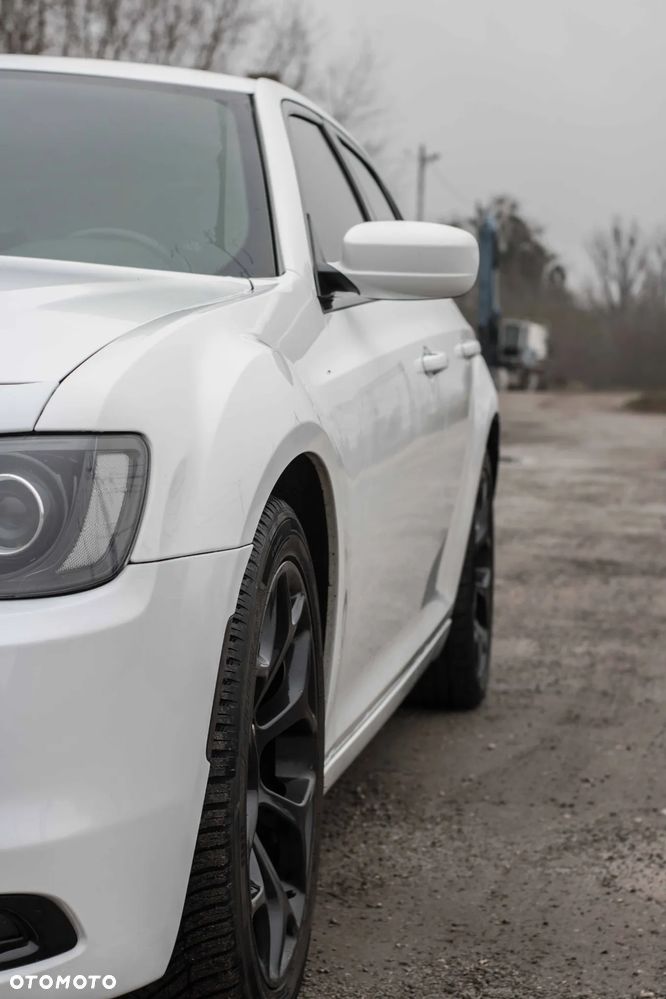 Chrysler 300s - 7