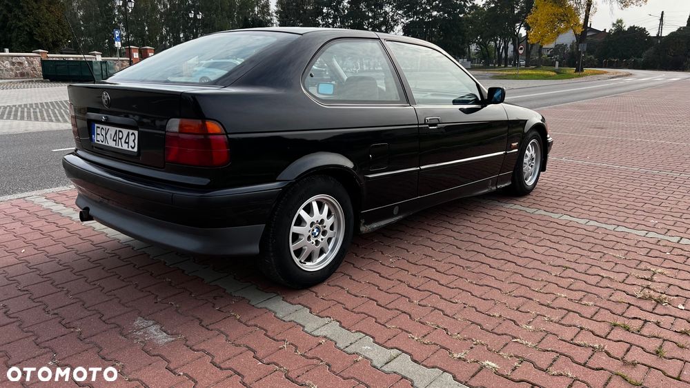 BMW Seria 3 316i - 4